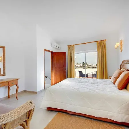 Ceylon Villa *