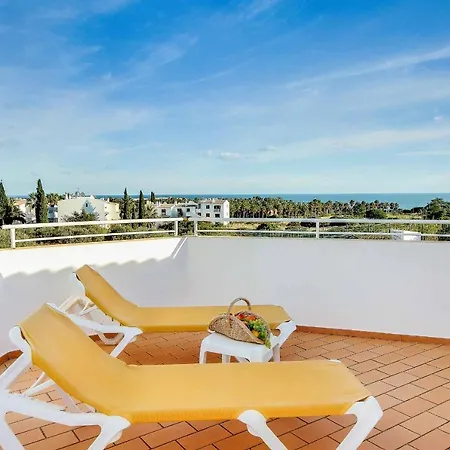 Ceylon Villa *